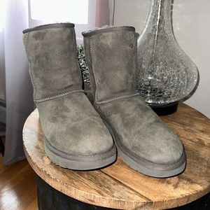 Classic short Grey Uggs